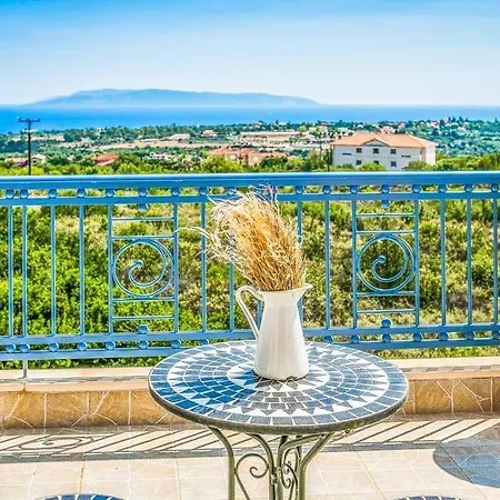 Sleeps 6 Pool Air Con Wifi וילה *