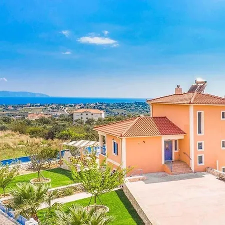 Sleeps 6 Pool Air Con Wifi Villa